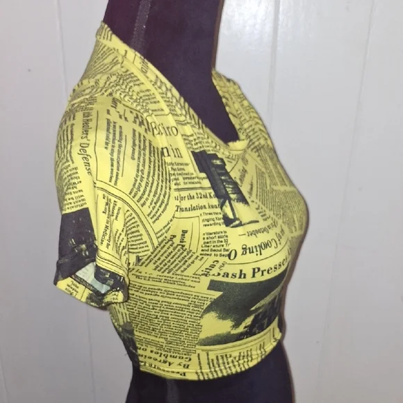 Yellow Graphic Crop Top - Picture 4 of 5